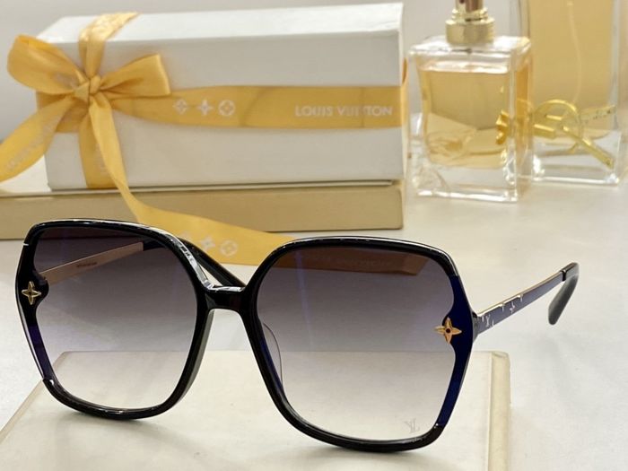 Louis Vuitton Sunglasses Top Quality LVS00563